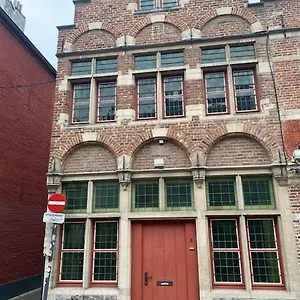 1597 Medieval Modern House Gent