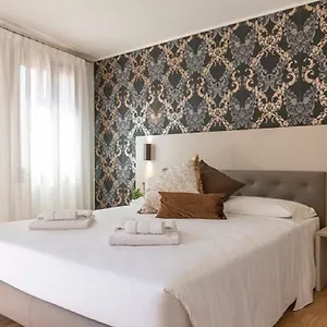Hotel Grifoni מלון